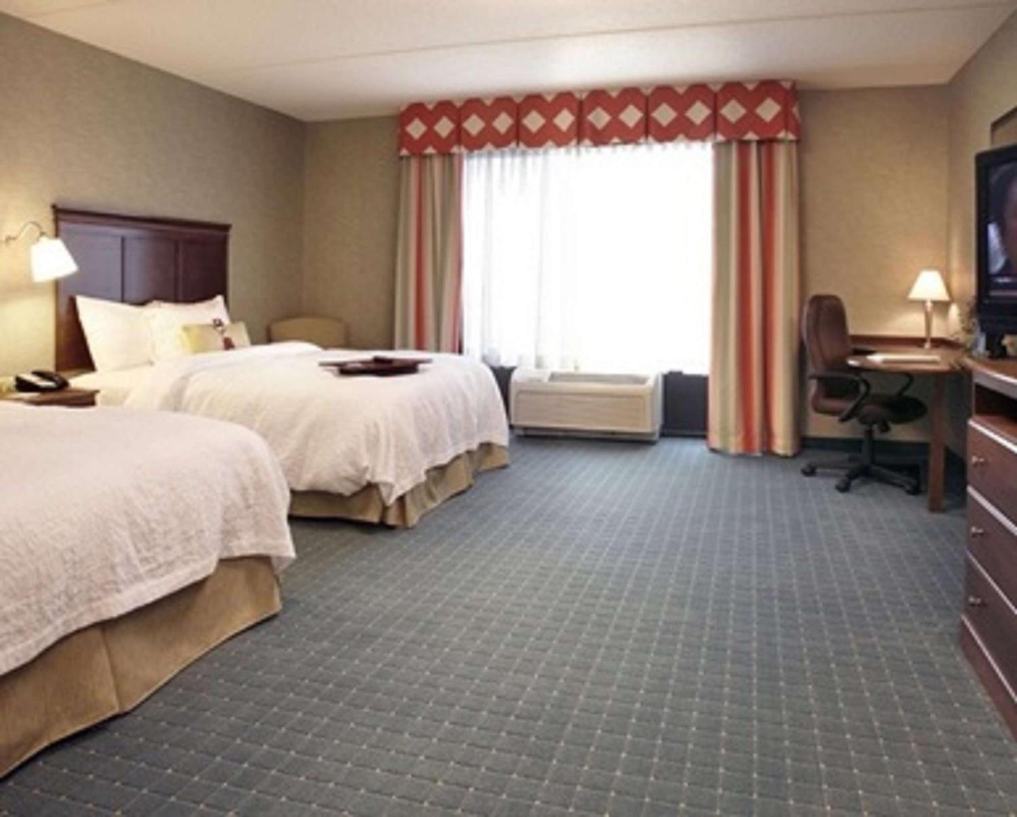 Hampton Inn & Suites Columbus Polaris Extérieur photo