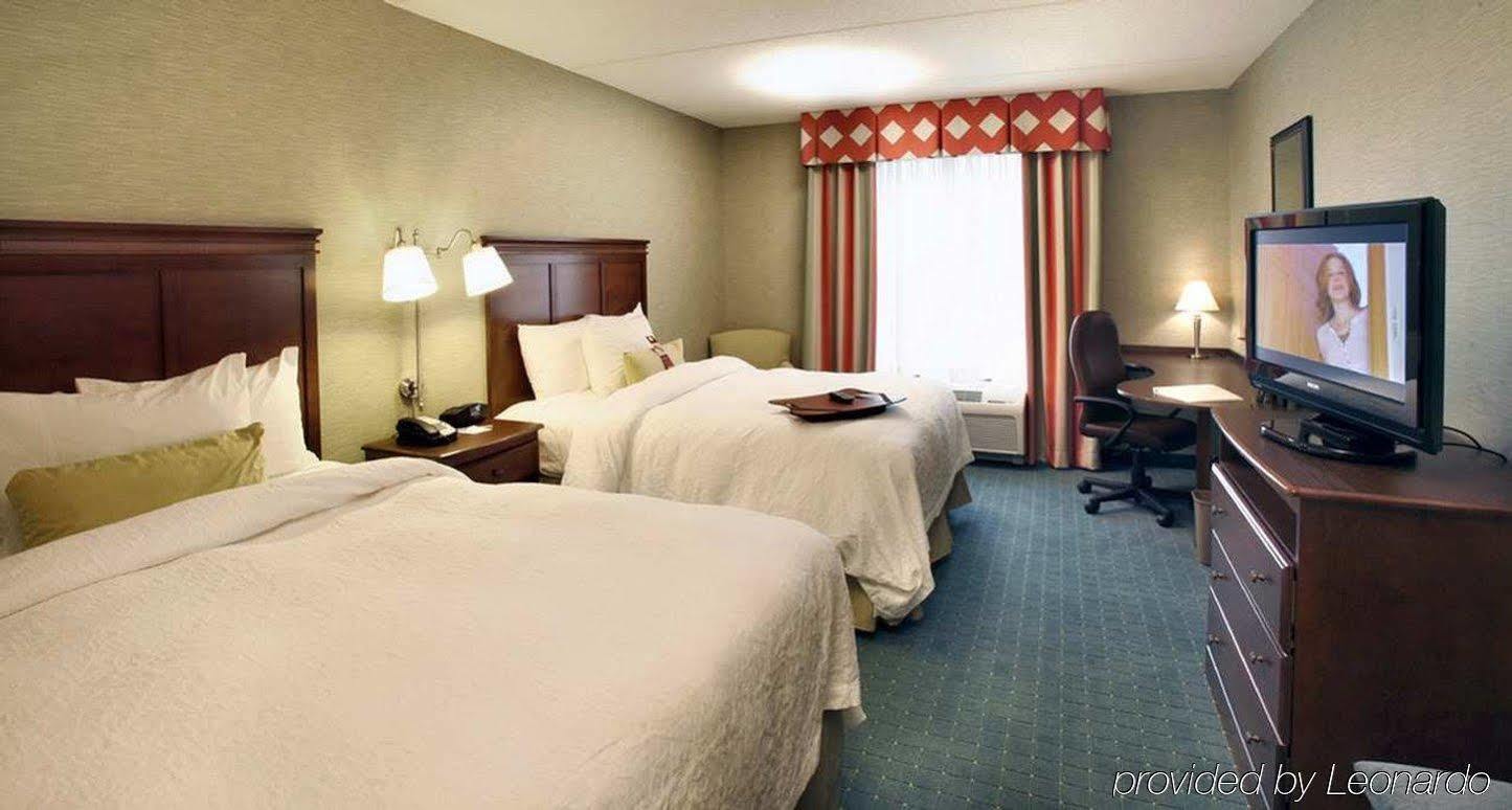 Hampton Inn & Suites Columbus Polaris Extérieur photo